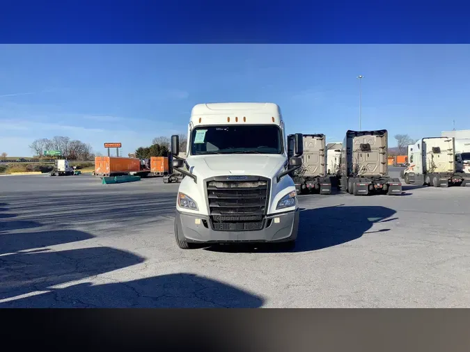 2021 Freightliner Cascadia 126a2a82da10b102653e2b29d47111969d2