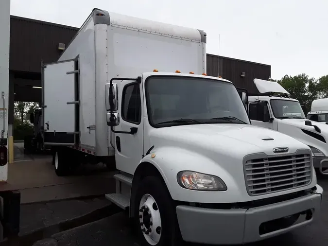 2018 FREIGHTLINER/MERCEDES M2 106