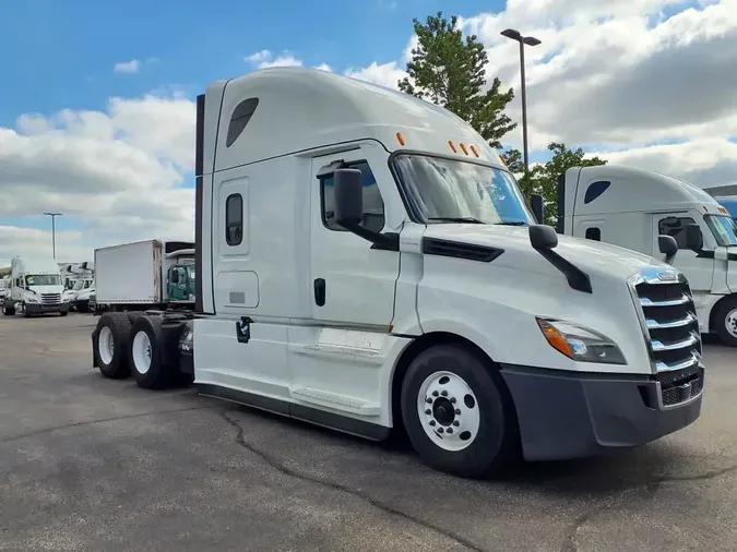 2021 FREIGHTLINER NEW CASCADIA PX12664