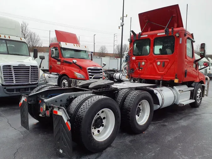 2019 FREIGHTLINER/MERCEDES NEW CASCADIA PX12664