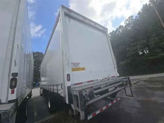 2019 FREIGHTLINER M2 106