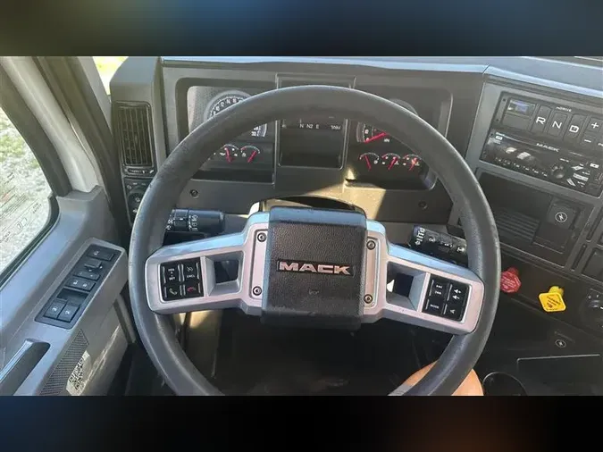 2020 MACK ANTHEM