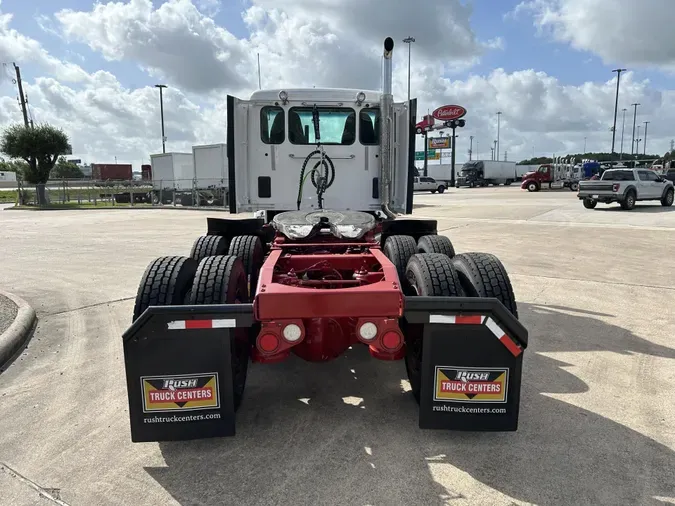2022 Peterbilt 567