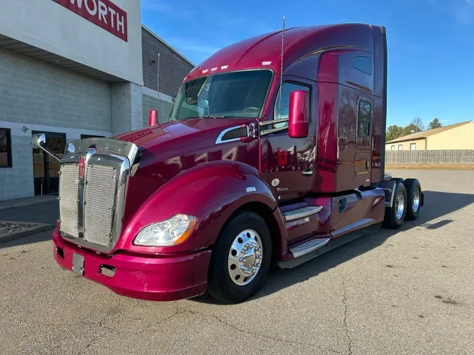 2022 Kenworth T680a2baf1ba172d0f94e01693fcbb4b66a6