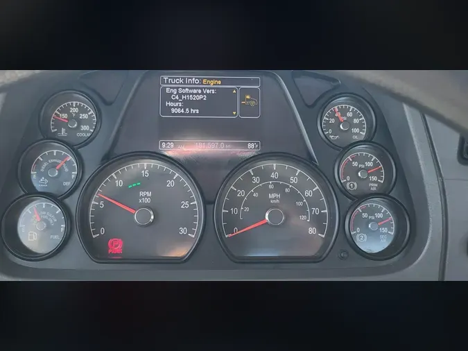 2022 Peterbilt 567a2bcc1738d692b07975b7393e6e18014