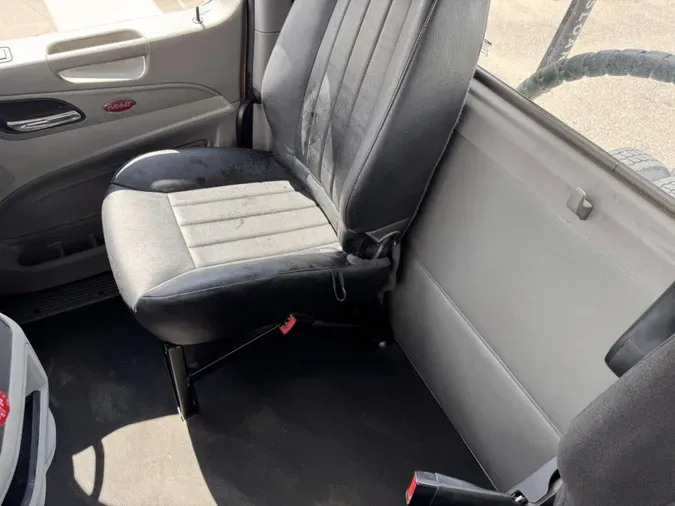 2021 Peterbilt 579