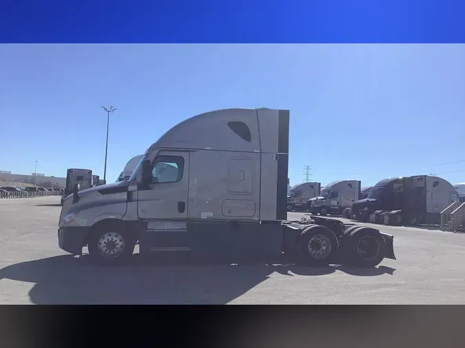 2024 Freightliner Cascadia