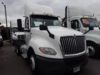 2019 NAVISTAR INTERNATIONAL LT625 DAYCAB T/A