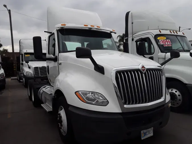 2019 NAVISTAR INTERNATIONAL LT625 DAYCAB T/Aa2c2fddcf22fb6ffc2960b7bb9648ea3