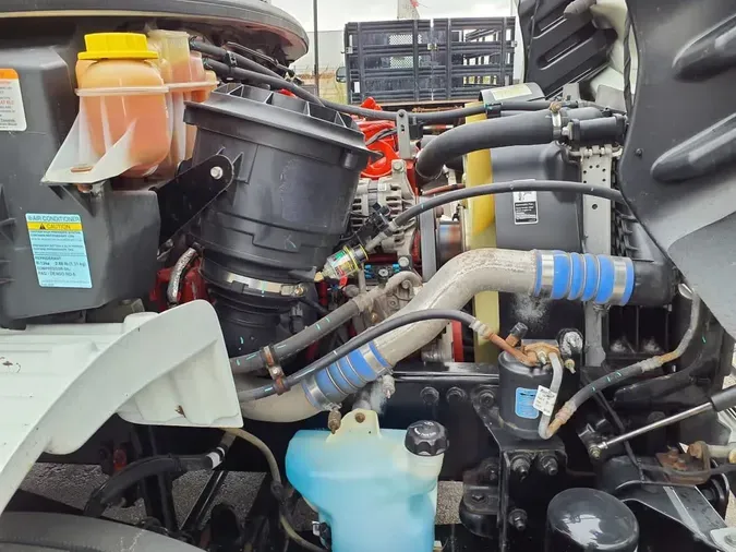 2020 FREIGHTLINER M2 106