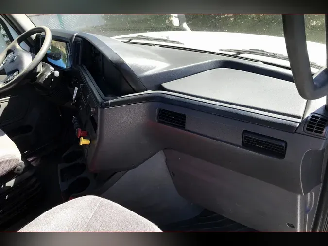 2021 INT LT625 6x4a2c461051dfb4b60e3d652f1eff54865