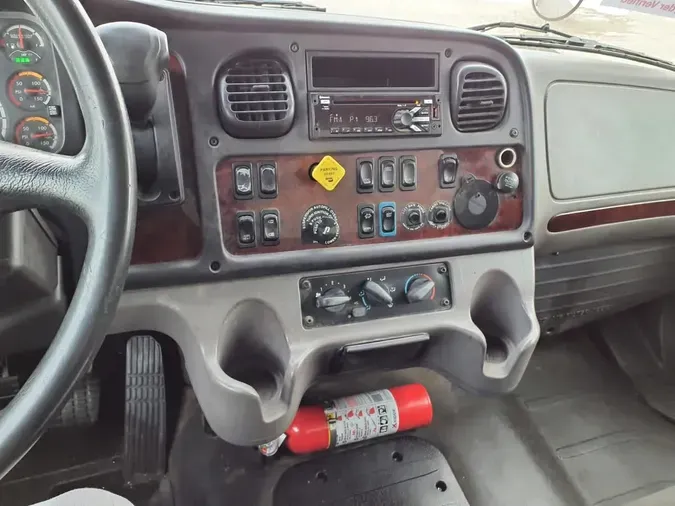 2019 FREIGHTLINER/MERCEDES M2 106a2c53a47e8ff636821ca82b55a0e731f