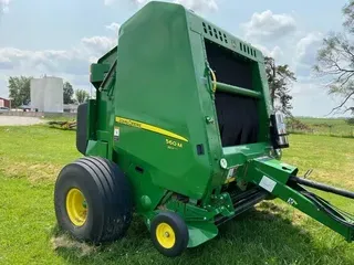 2020 John Deere 560M