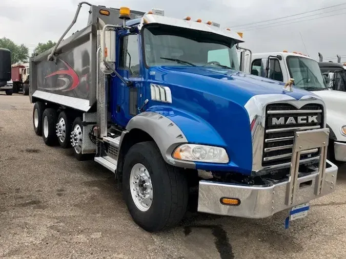 2019 Mack Granite