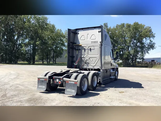 2024 Freightliner Cascadia 126
