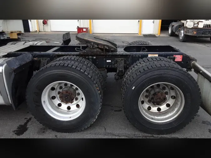 2018 Volvo VNL300
