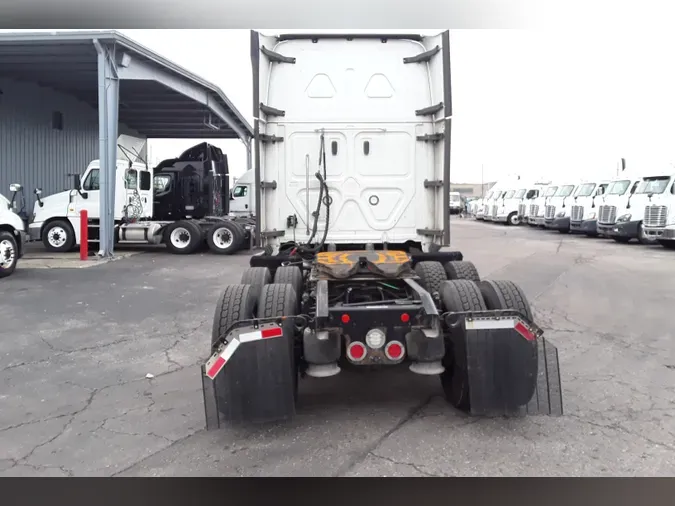 2019 FREIGHTLINER/MERCEDES CASCADIA 125