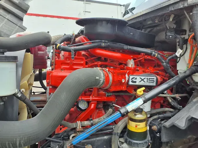 2019 NAVISTAR INTERNATIONAL LT625 DAYCAB T/A