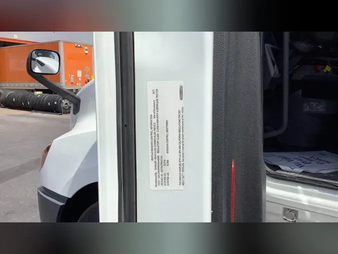 2022 Freightliner Cascadia 126