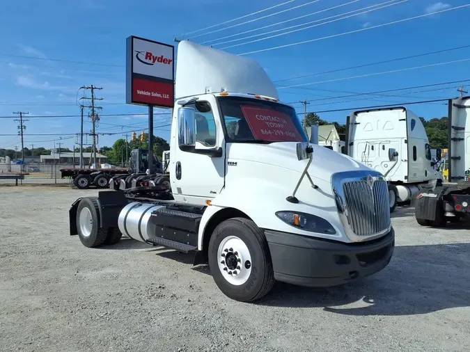 2020 NAVISTAR INTERNATIONAL RH613 DAYCAB S/A