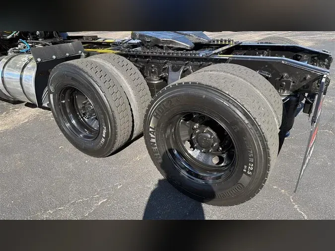 2018 INTERNATIONAL RH613