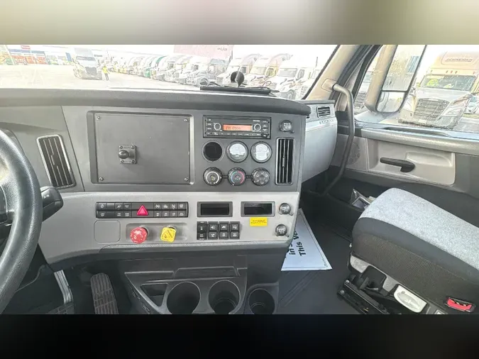 2020 Freightliner Cascadia 126a2e1f1ada9fbb7ad452f51fd898b8a56