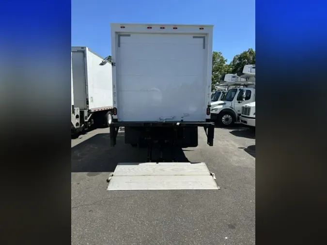 2019 ISUZU NPRa2e2a4080d2be3a96cfe0b15814df8f3