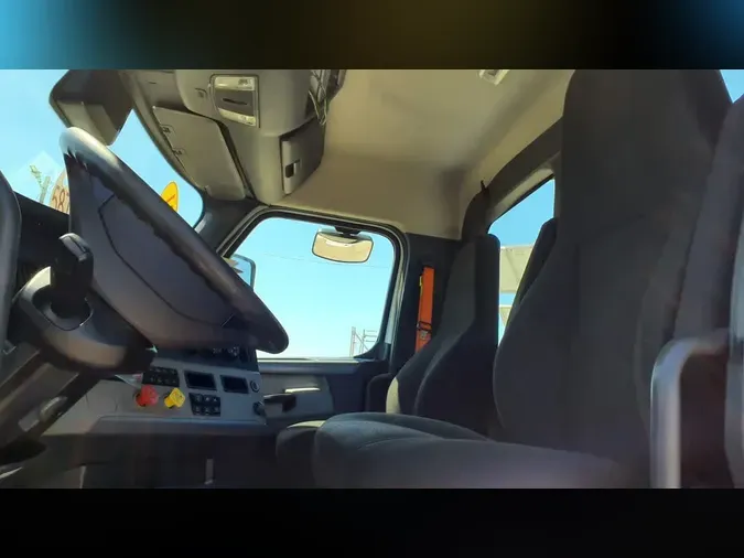 2021 FREIGHTLINER/MERCEDES NEW CASCADIA PX12664