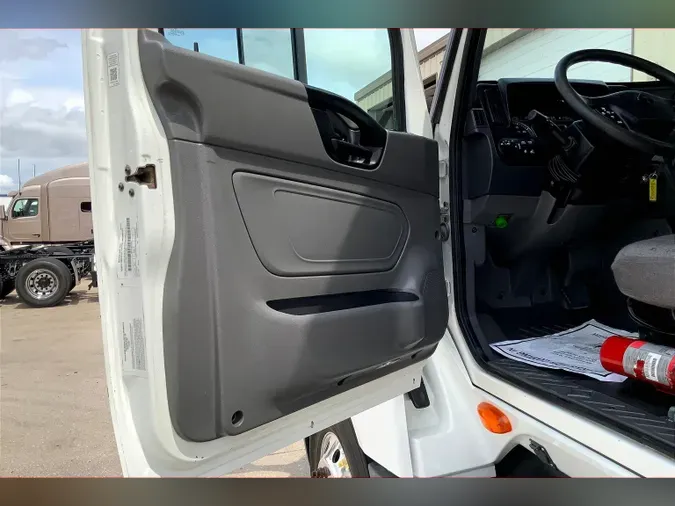 2021 INT LT625 6x4