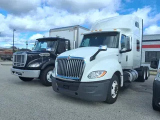 2019 NAVISTAR INTERNATIONAL LT625 SLPR CAB