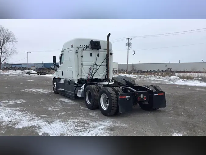 2022 Freightliner Cascadia 126