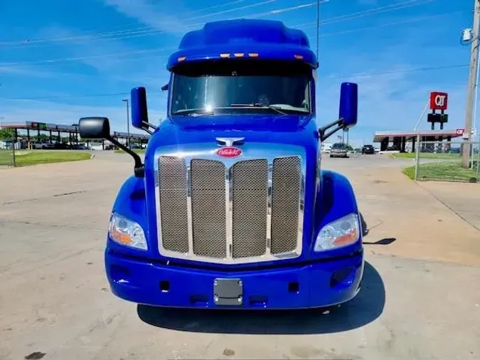 2022 Peterbilt 579