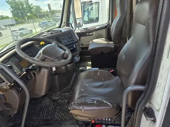 2016 Volvo VNL64T300a2f0f3162d40c0b756678835d251a227