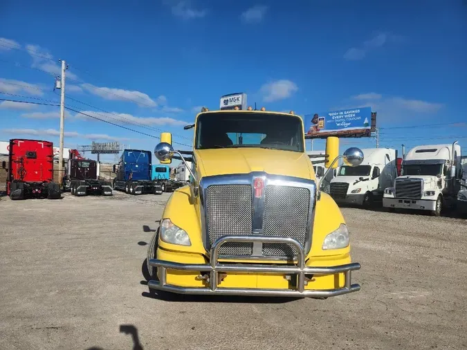 2016 KENWORTH T680