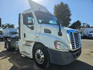 2016 FREIGHTLINER/MERCEDES CASCADIA 113