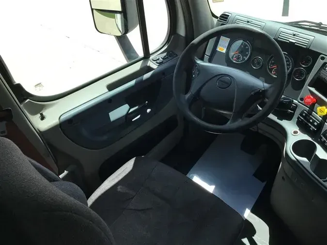 2018 FREIGHTLINER CASCADIA