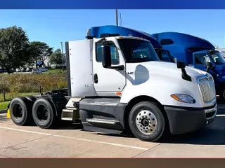 2022 INT LT625 6x4