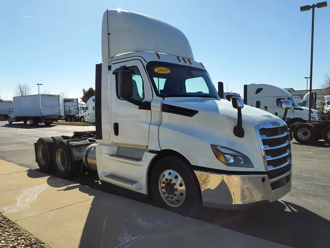 2019 FREIGHTLINER/MERCEDES NEW CASCADIA PX12664