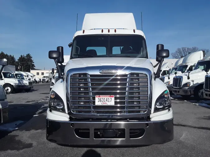 2018 FREIGHTLINER/MERCEDES CASCADIA 125