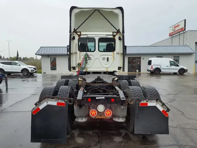 2018 FREIGHTLINER/MERCEDES CASCADIA 125a2ffc74e29fcf5d94be19ef7d14853a8