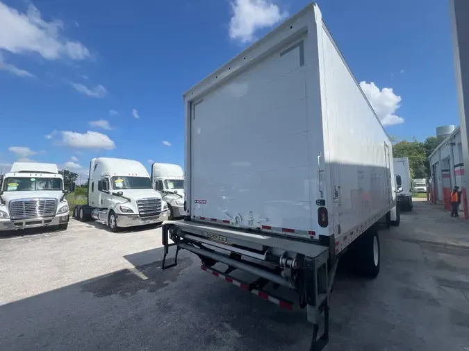 2020 FREIGHTLINER M2 106