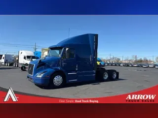 2021 VOLVO VNR640