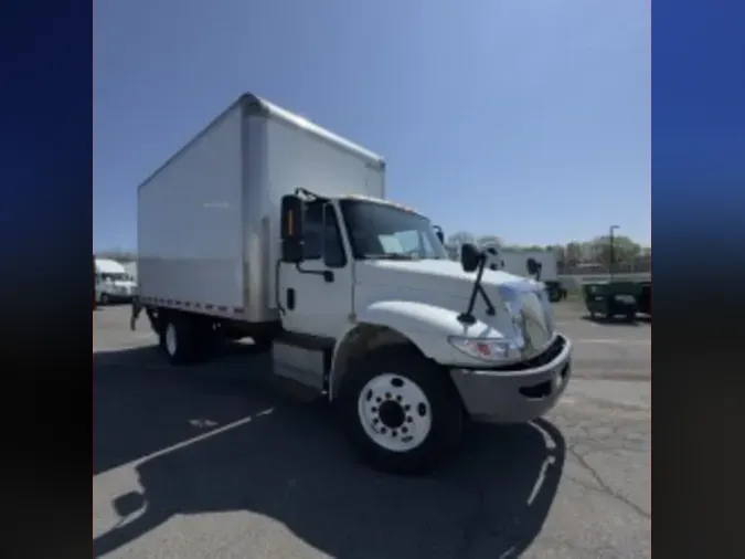 2017 NAVISTAR INTERNATIONAL 4300