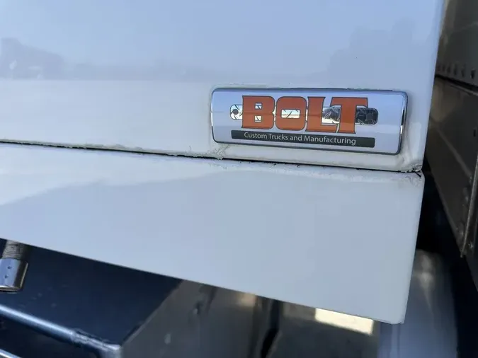 2019 Freightliner M2 106