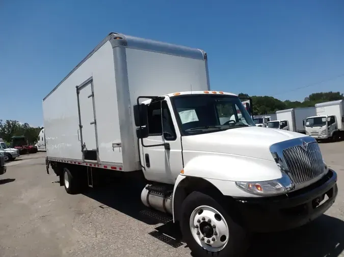 2019 NAVISTAR INTERNATIONAL 4300