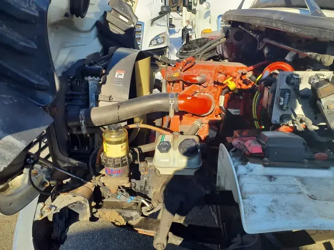 2020 FREIGHTLINER/MERCEDES M2 106