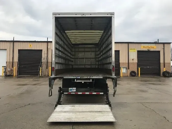 2018 Freightliner M2