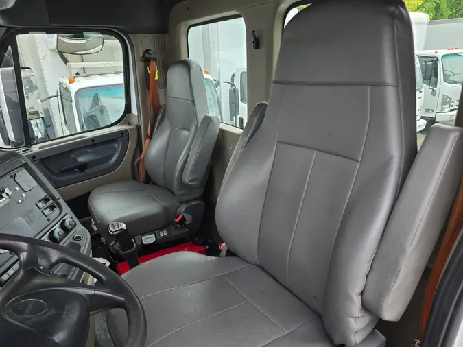 2018 FREIGHTLINER/MERCEDES CASCADIA 125