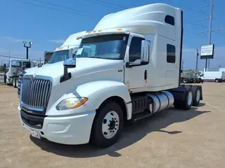2019 NAVISTAR INTERNATIONAL LT625 SLPR CAB