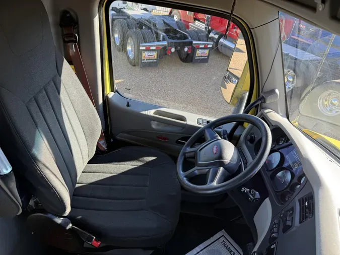 2021 Peterbilt 579